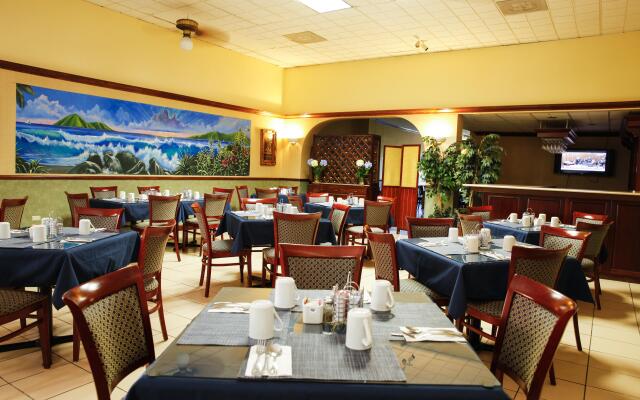 Windward Passage Hotel