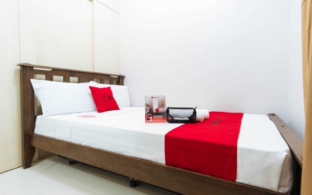 RedDoorz Premium @ SMDC North EDSA