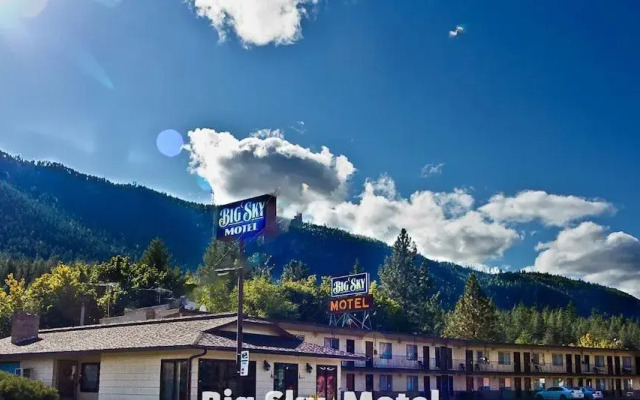 Big Sky Motel