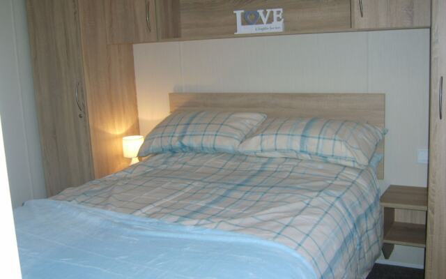 Cosy Holiday Home in Cardigan With Garden