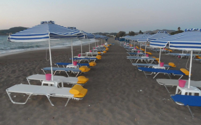 Kastri Boutique Beach