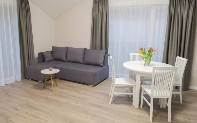 Green Hill Apartments