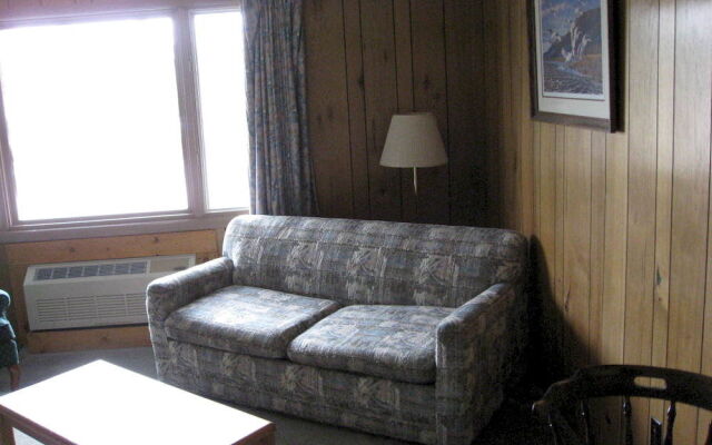 Oneida Village Inn