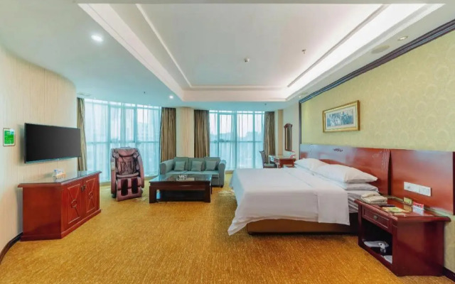 Vienna Hotel Huizhou Zhongxin
