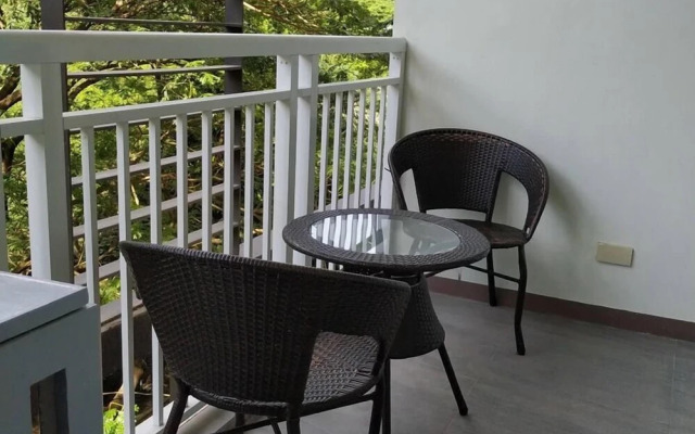 Beach Condos Pico De Loro Hamilo Coast
