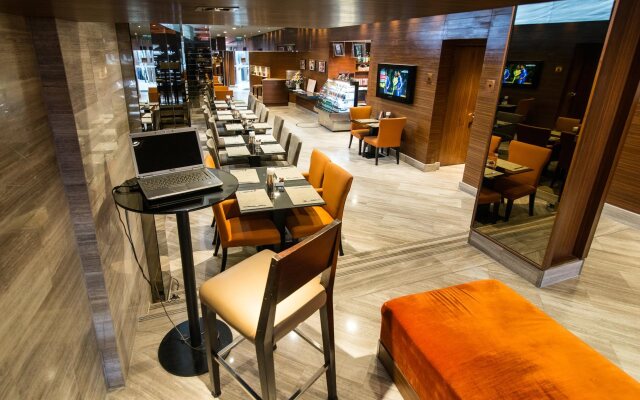 On8 Sukhumvit Nana Bangkok by Compass Hospitality