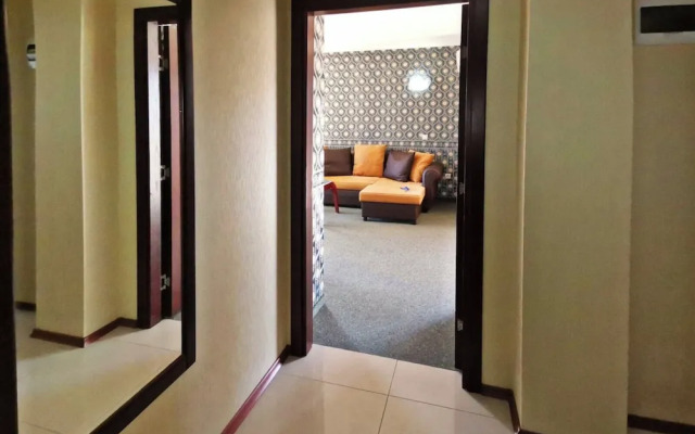 Twins Palace Apart Hotel
