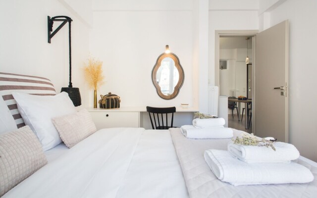 Modern Bohemian Style Sun-Splashed Loft