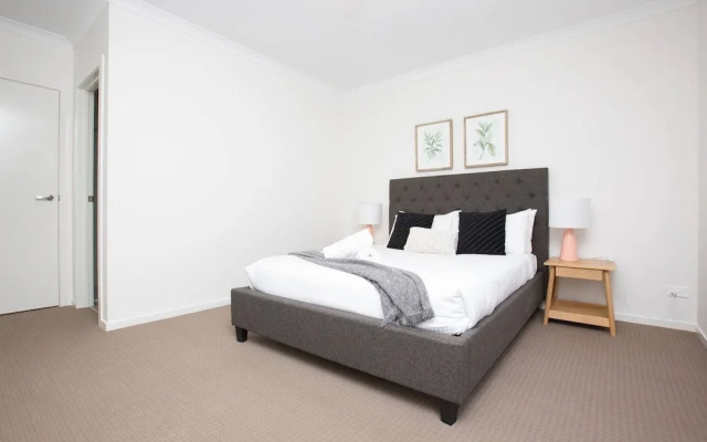 Resortstyle 4BR House With Parking@werribee