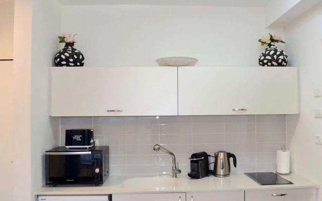 Cozy & Modern In The Centre Of The City