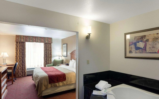 Comfort Inn & Suites Near Medical Center