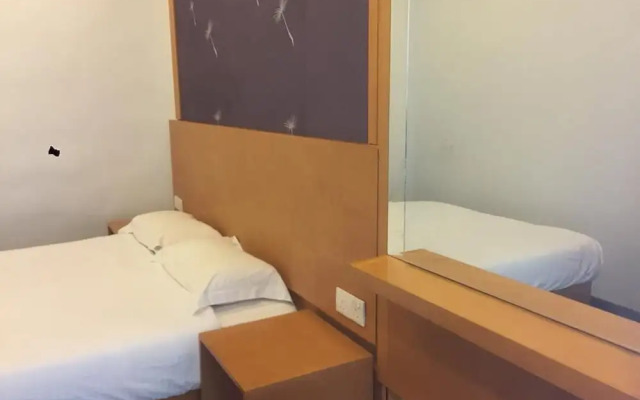 Zahara Nova Suite