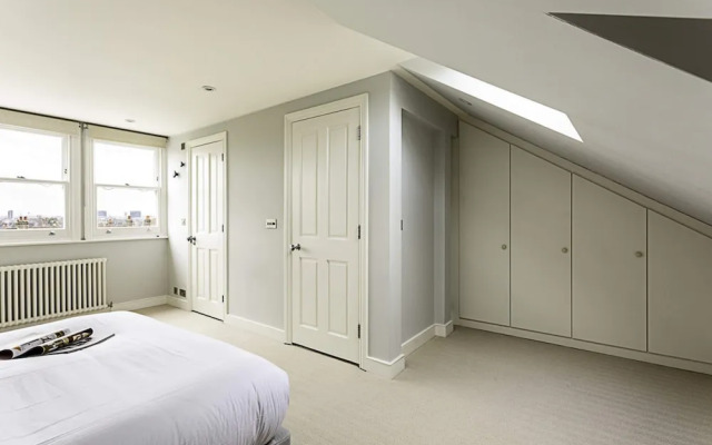 Bermondsey Bliss: Views, Comfort, and City Access!
