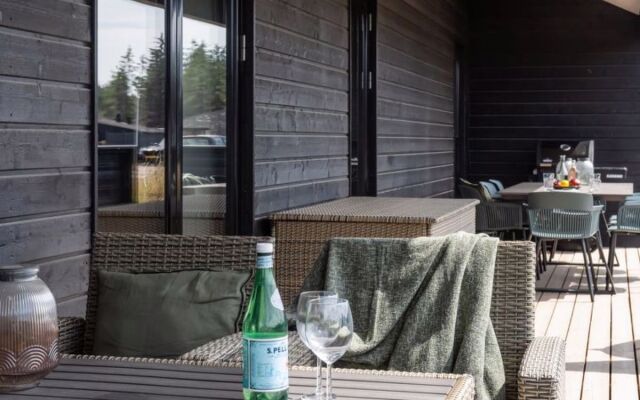 "Tuve" - 950m from the sea in NW Jutland