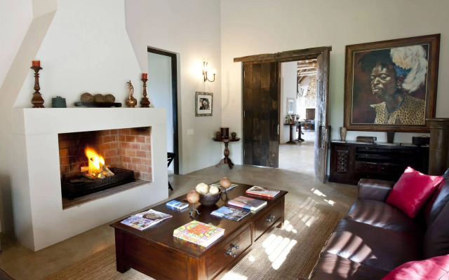 Tamodi Lodge and Stables