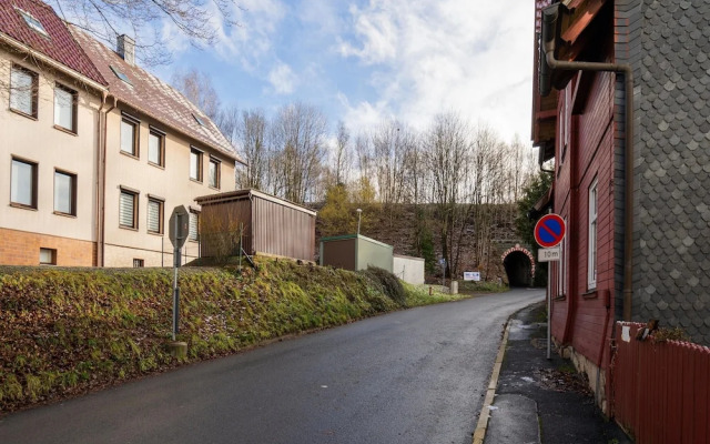 Retreat With Forest Views