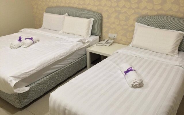 Victory G Hotel