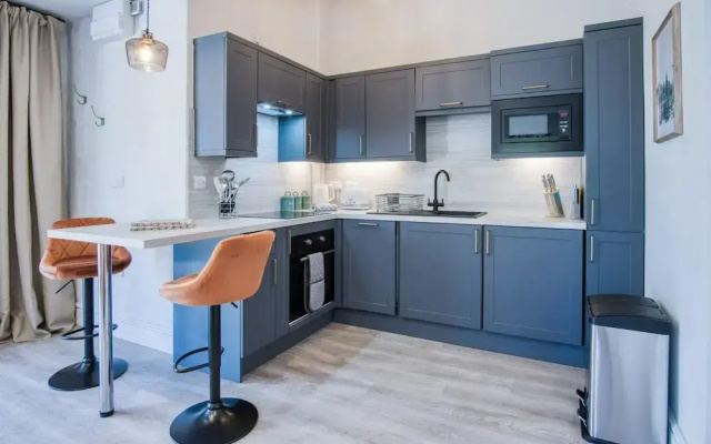 The Pig Sty - 1 Bedroom Studio - Princes Gate