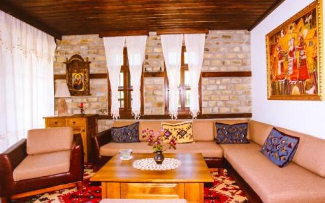 Sharlopova Boutique Guest House - Sauna & Hot Tub