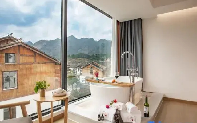 Yunshang Huakai Homestay (Libo Xiaoqikong East Gate Branch)