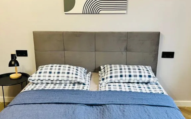 Like Home у Канта