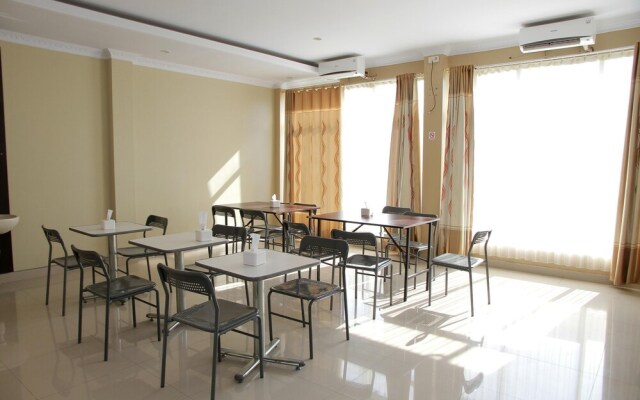 Pondok Garuda by OYO Rooms