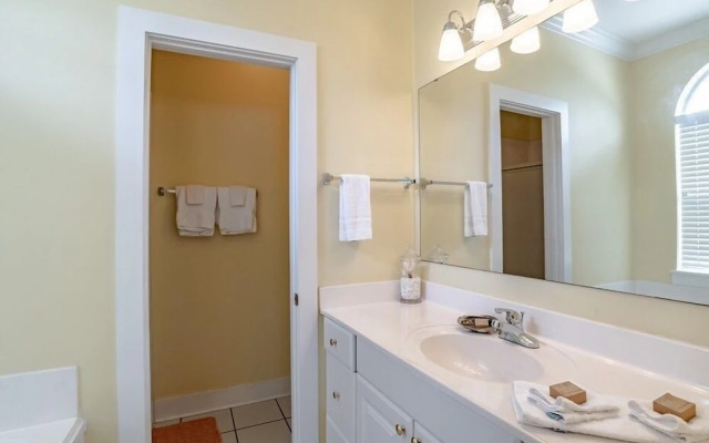 Living It Up 12B - 3 Br Condo