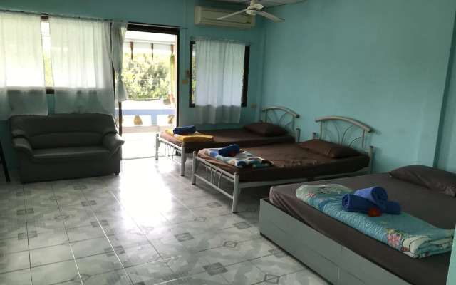 Rimtalay Resort Koh Si Chang