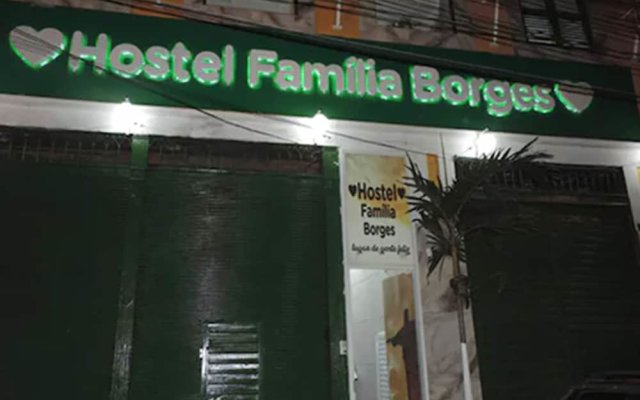 Hostel Familia Borges