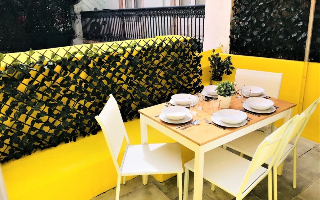 Charming Flat with Great Terrace, Best Location