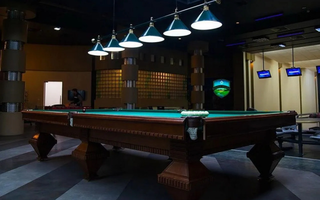 Отель Holiday Village