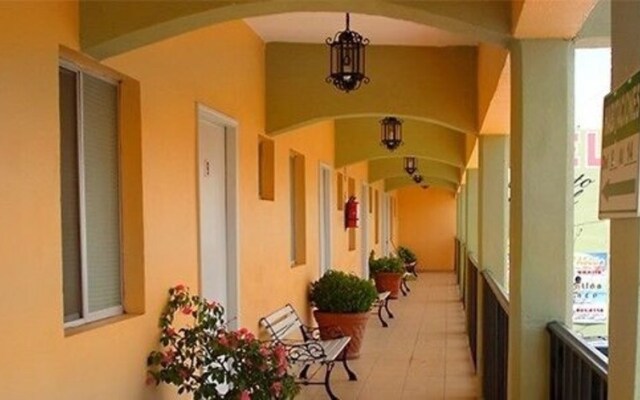 Hotel Acueducto Colonial