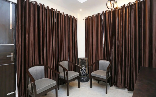 OYO Flagship 190 Gomti Nagar