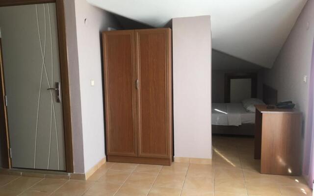 Senam Hotel