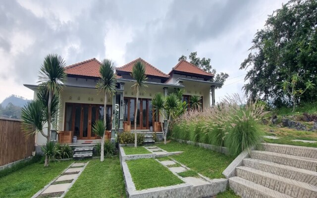 Onion Garden And Natural Hotspring