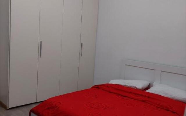 White house 3 bedroom City Center