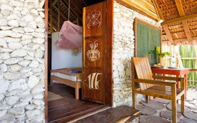 Port Olry Beach Bungalow