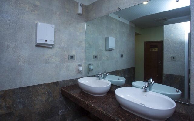 Retro Hotel and Spa
