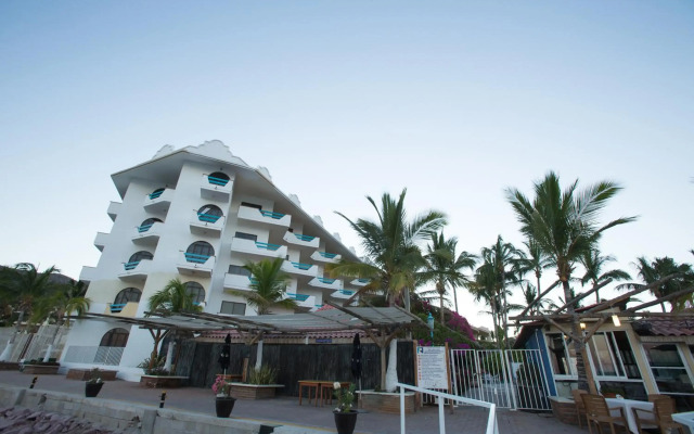 The Westmarine Waterfront Hotel