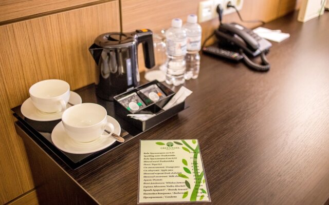 Green Park Hotel