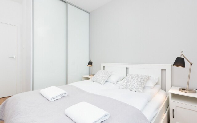 Apartment Starowiejska Gdansk by Renters