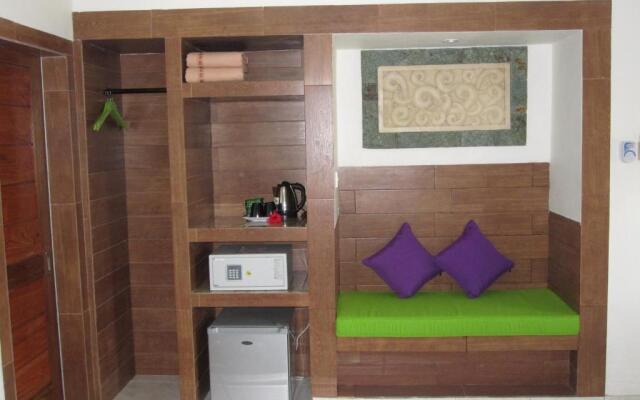Galang Kangin Bungalows