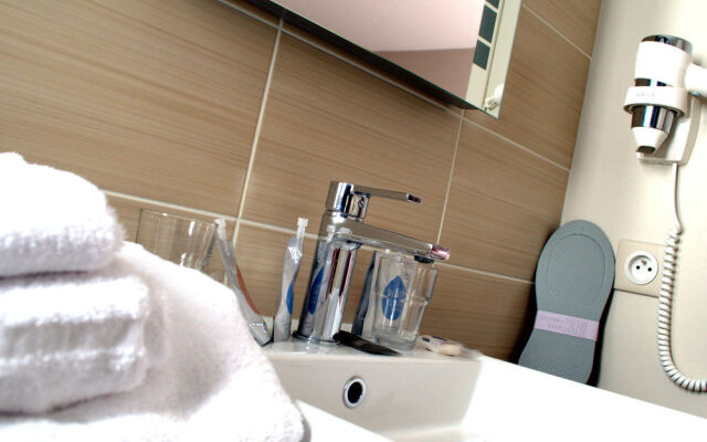 Kyriad Prestige Vannes Centre - Gare