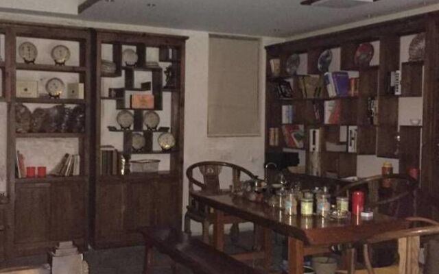Yiya Boutique Inn