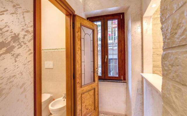 Fontana di Trevi Charming Apartment CIR 15280