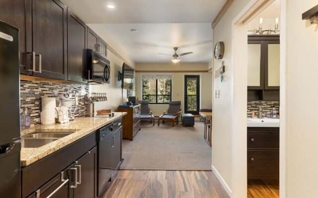 2767 Slopeside Condo by RedAwning