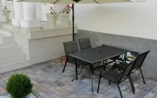 White House Plitvice