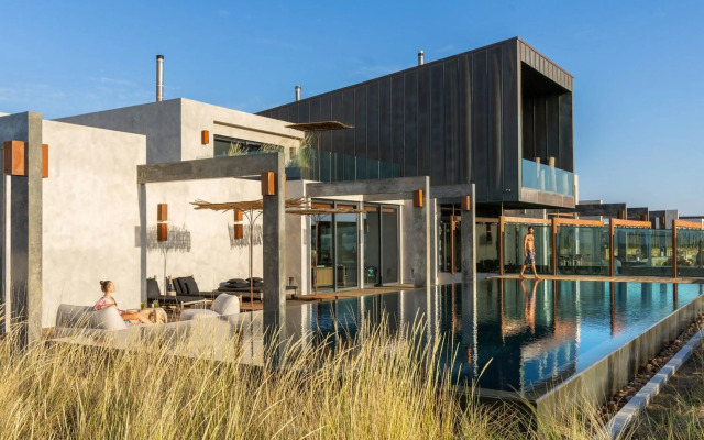 Areias do Seixo Charm Hotel & Residences