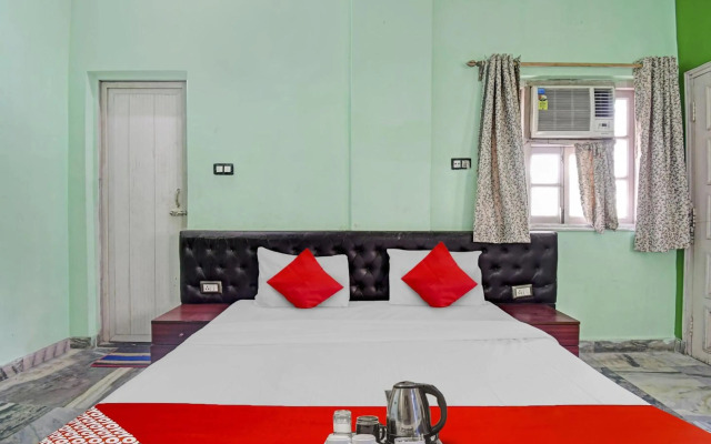 OYO Flagship 70388 R A Homestay