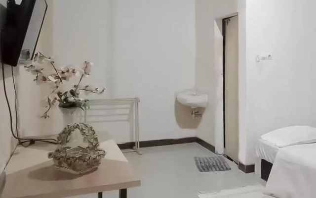 RedDoorz Syariah @ Jalan Ir Haji Juanda Jambi